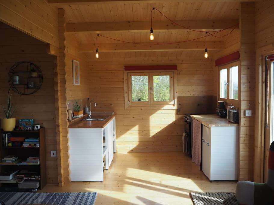 Ty Twt Villa Carmarthen Eksteriør bilde